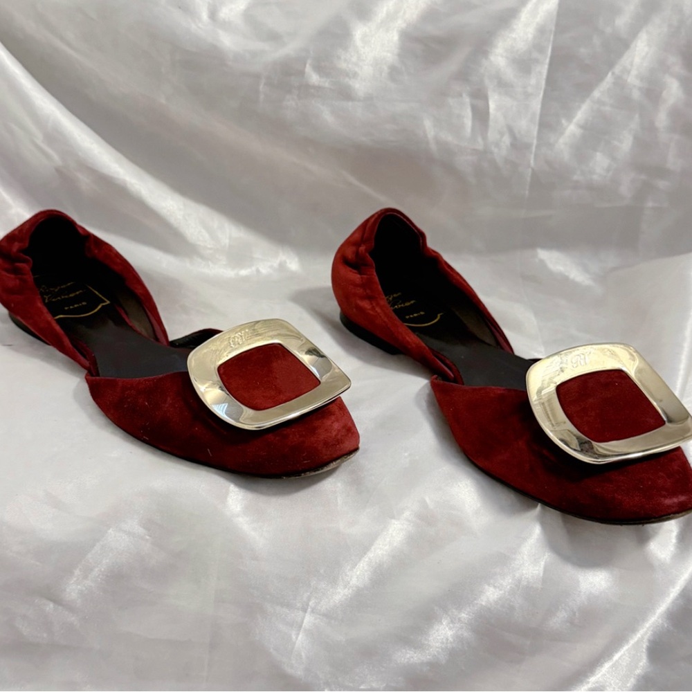 Roger Vivier Burgundy Suede Ballet Flats